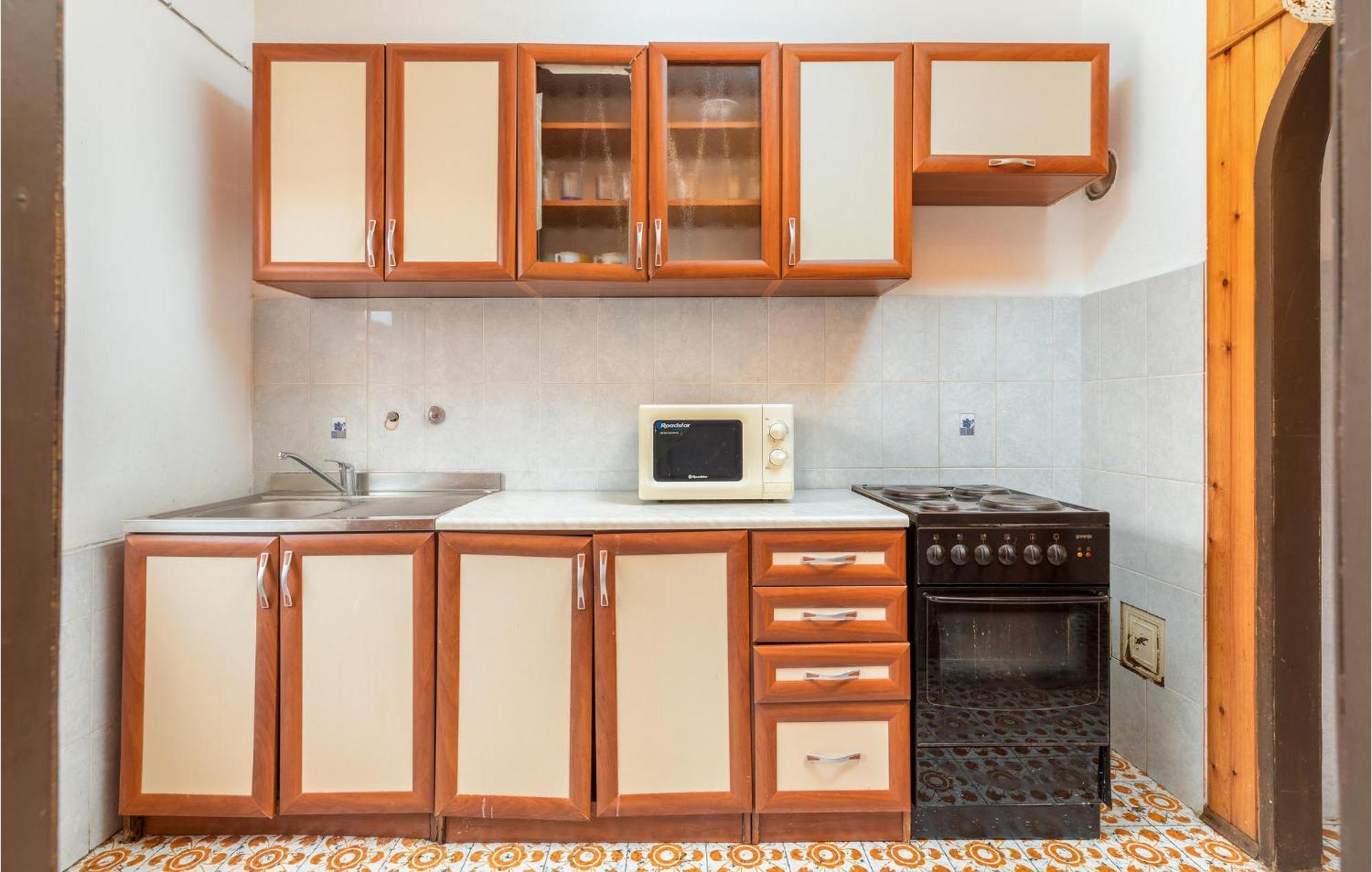 Lovely Apartment In Fazana With Kitchen Exterior foto